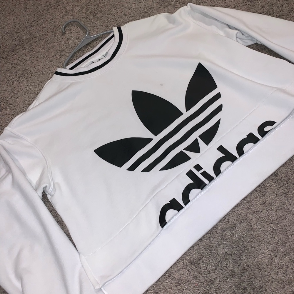Adidas crop pullover jacket. Size M